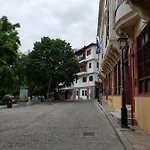 Апартаменты Garden Escape