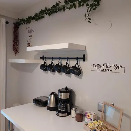 Apartamento Garden Escape In Thessaloniki!