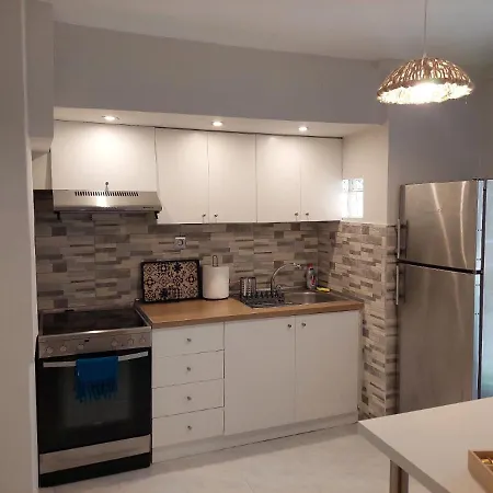 Garden Escape In Thessaloniki! Apartment *