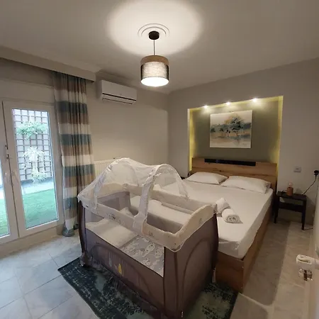 Garden Escape In Thessaloniki! Apartamento *